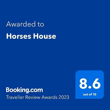 Horses House Apartment Karak Ngoại thất bức ảnh
