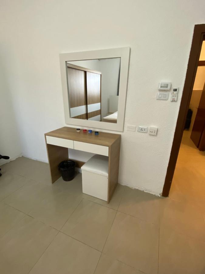 Horses House Apartment Karak Ngoại thất bức ảnh