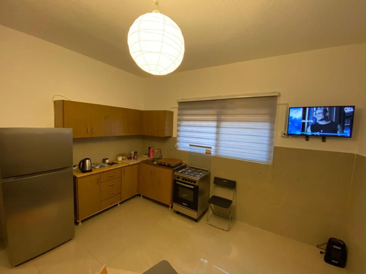 Horses House Apartment Karak Ngoại thất bức ảnh